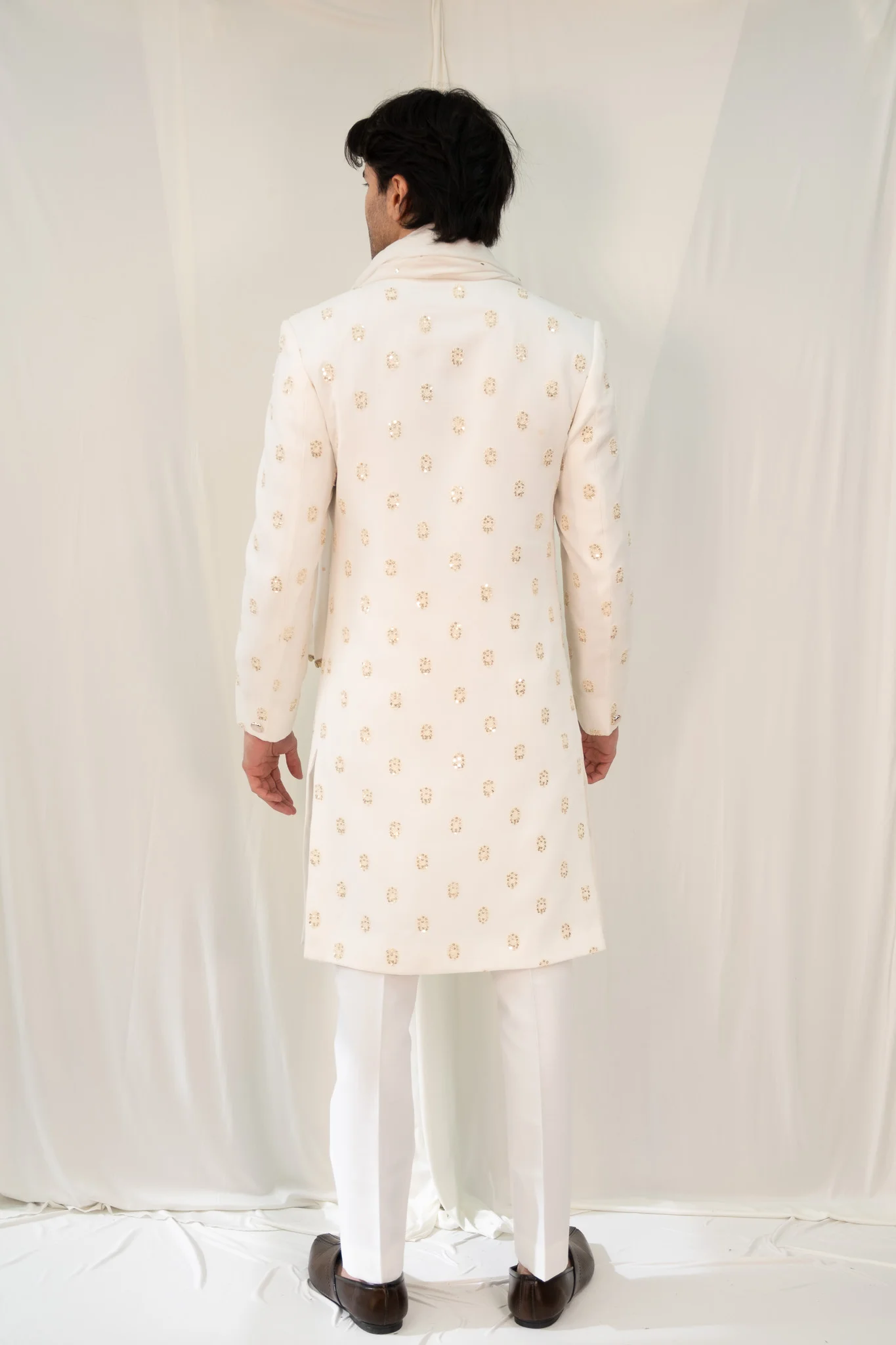 Image 3 of Aayka (L) - Aditya Sherwani with shawl