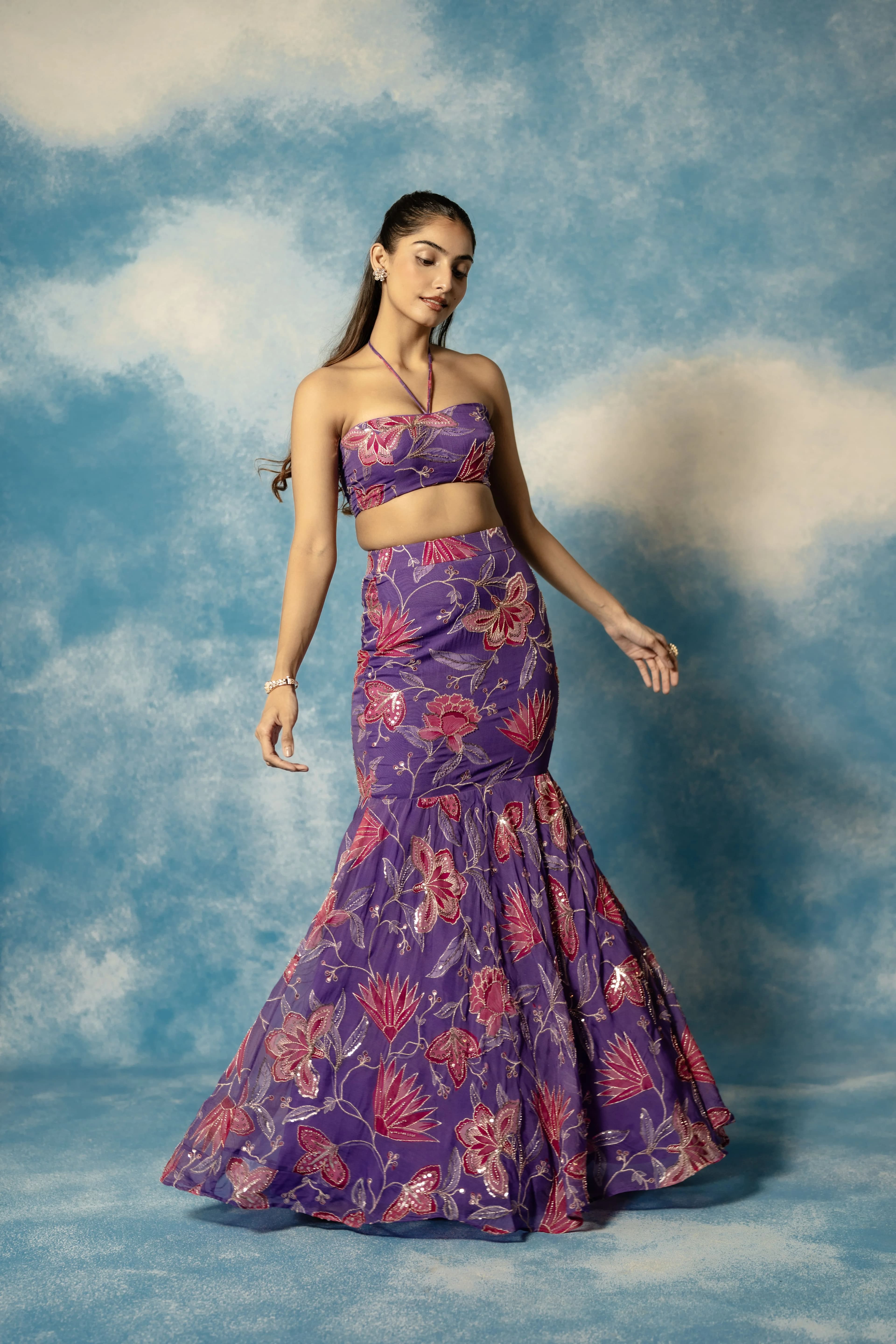 Image 2 of Aayka (M) - Riya Lehenga