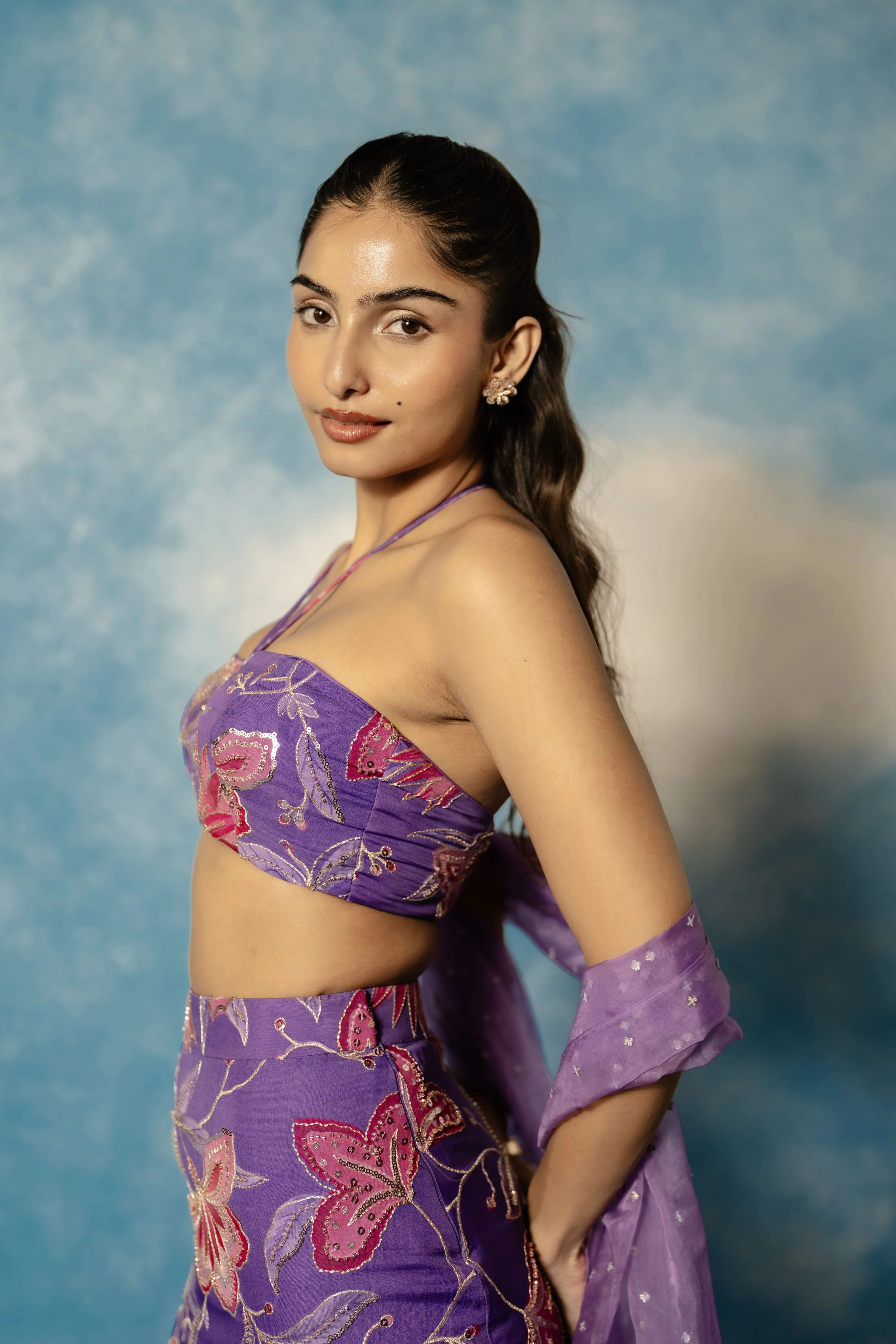 Image 4 of Aayka (M) - Riya Lehenga