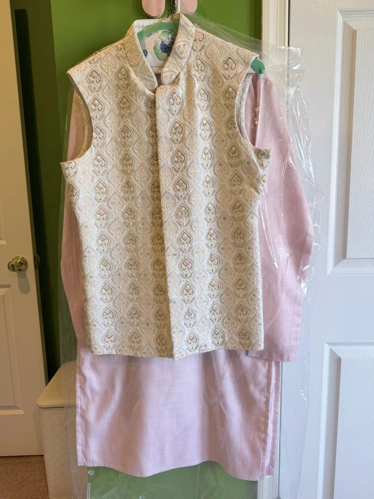 Image 2 of Baby Pink and Cream Kurta Pajama with Vest