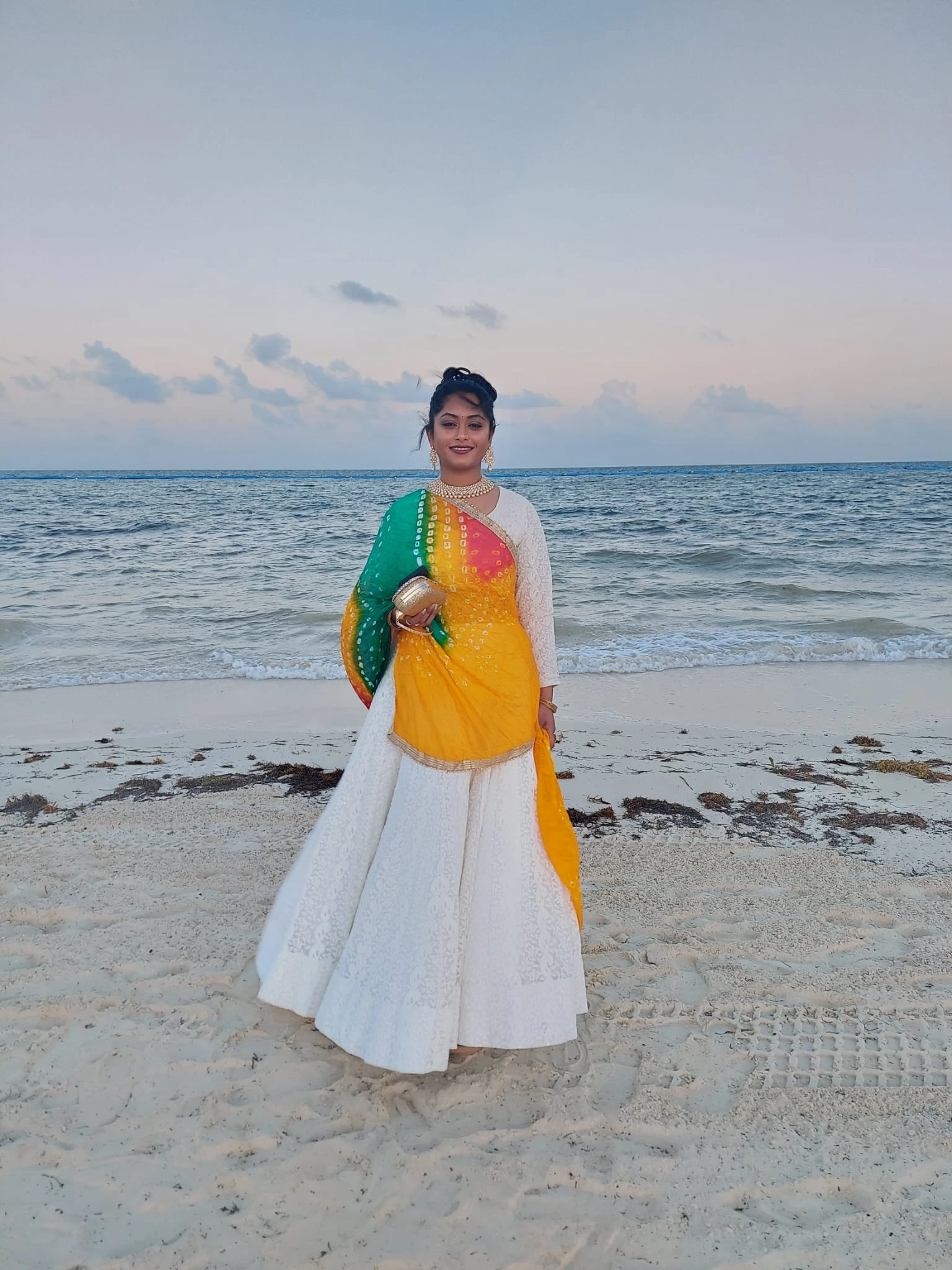 Image 4 of White Lehenga by Custom / Other