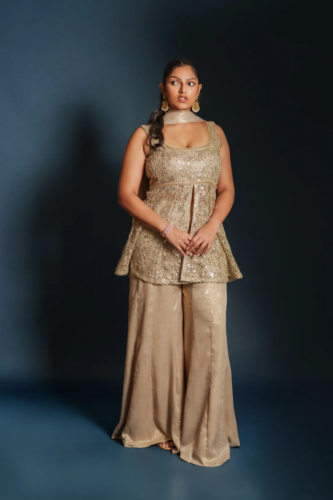 Aayka - Sona Sharara
